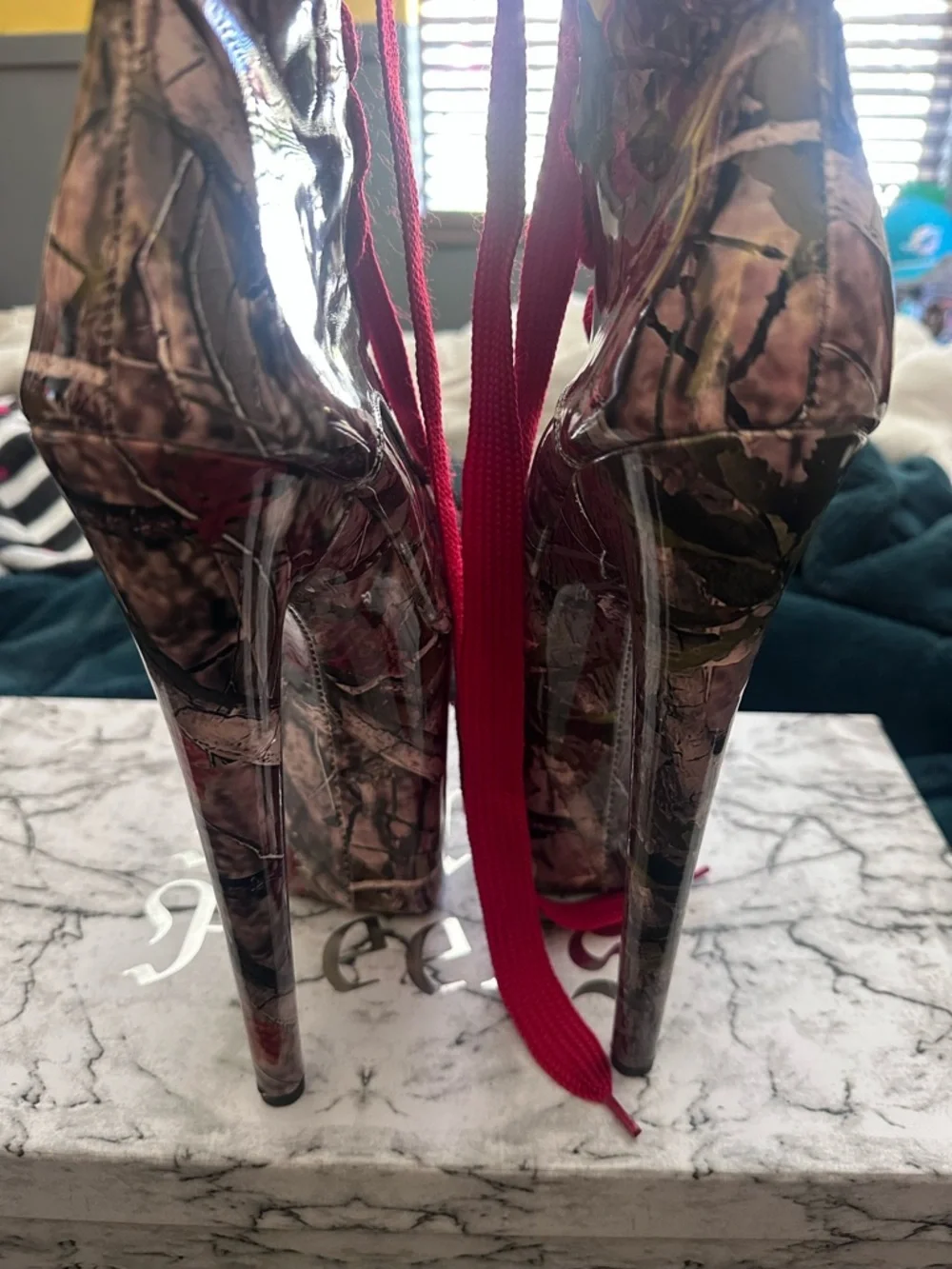 Hella heels camo boot - Picture 3 of 9